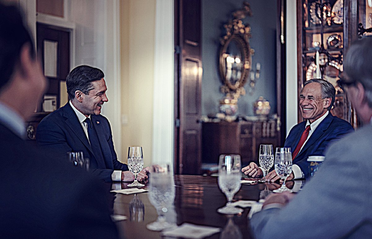 Fun Tom 🇨🇦 💂 tweet media