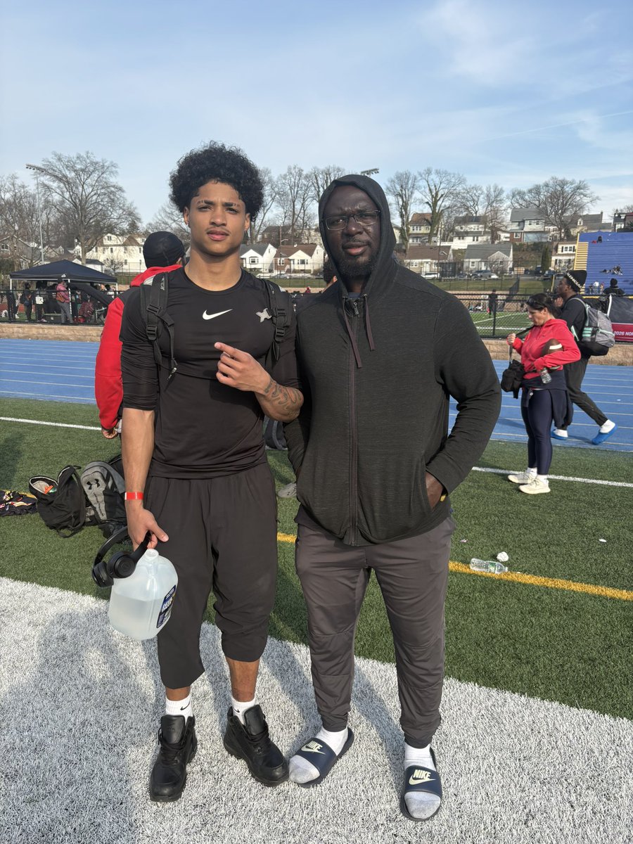 Young_jok3's tweet image. 5tds,cpl  break ups felt real good much ❤️ 2 @KaboteSikyala  for the  work&amp;amp;new connection #dominate #imonamission @VAPORTRAIL2471 @PRZVicCastillo @TheHawksEy3 @OvertonDarryl @The_hive_ath @CoachRuk @CMAYAH03 @PrepRedzoneVA @TheHawksEy3 @TazWillCo @210ths @Evolve7v7