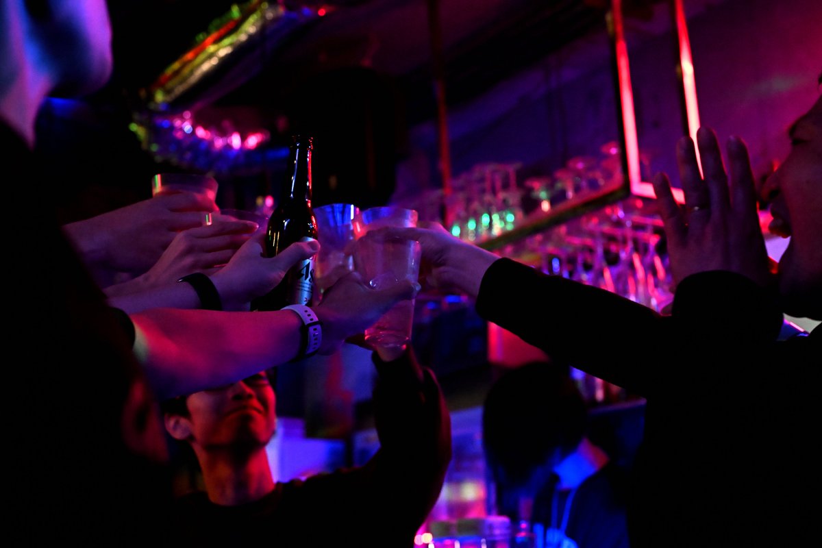 Pr03sn_Sub's tweet photo. Club S - Cheers Partyǃ ① #metreal https://t.co/DsALsyCRGK