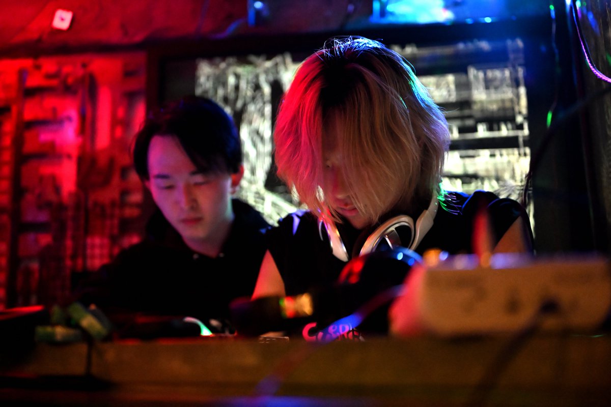Pr03sn_Sub's tweet photo. Club S - Cheers Partyǃ ① #metreal https://t.co/DsALsyCRGK
