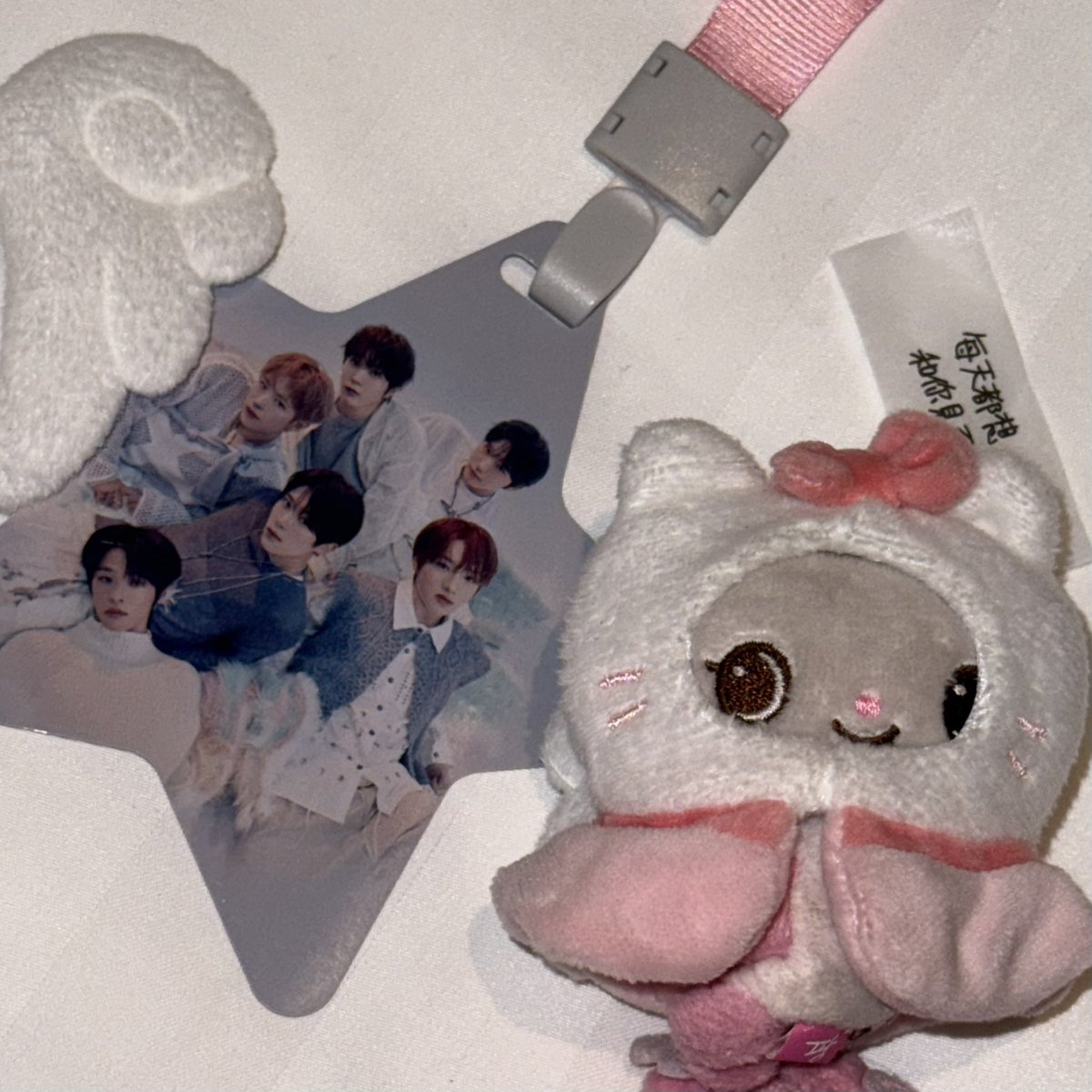 pinky..♡ tweet media