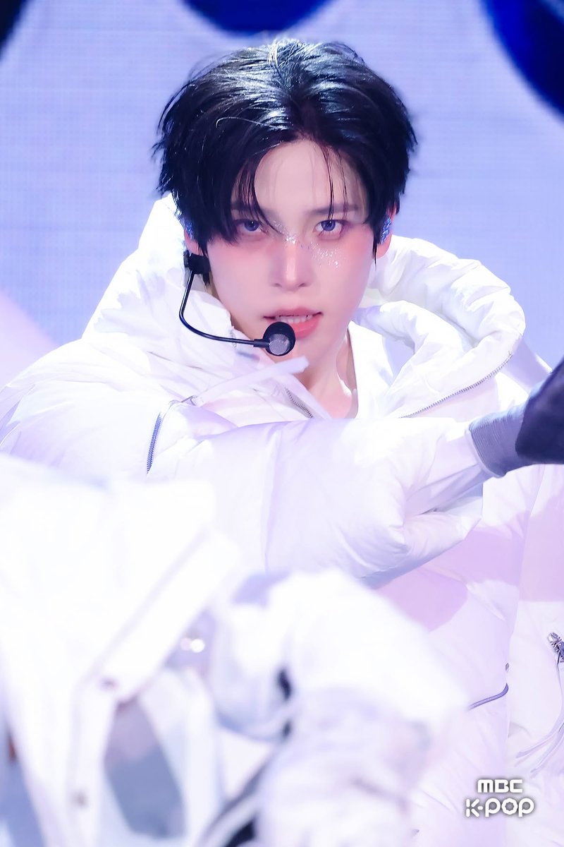 ATEEZ BASE tweet media