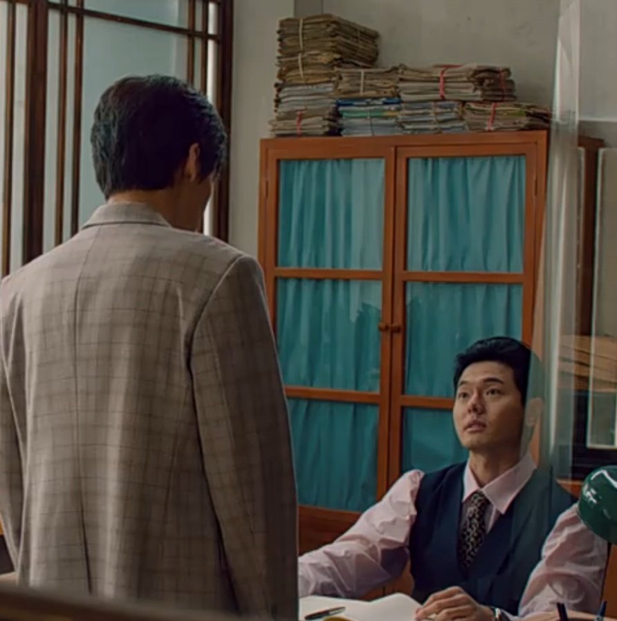 He's still hasn't moved on from the accident 💔 Wait- he keeps insisting it wasn't an accident but intentional. I can't pinpoint what led to him being suspicious... and suspicious of who?

#DreamOfGoldenYears