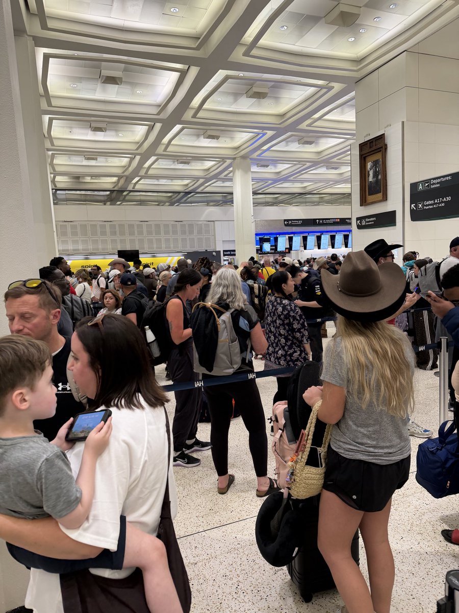 Evan Dhesi 🔜 LA tweet media