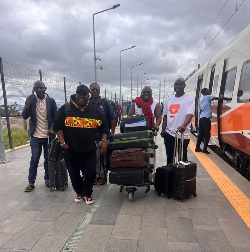 MMAREKANI MWEUSI ๐ฐ๐ช๐บ๐ธ tweet media