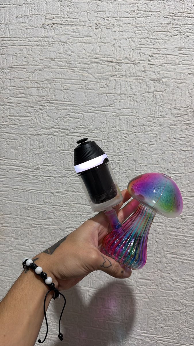 TheAddictiveIndividual tweet media