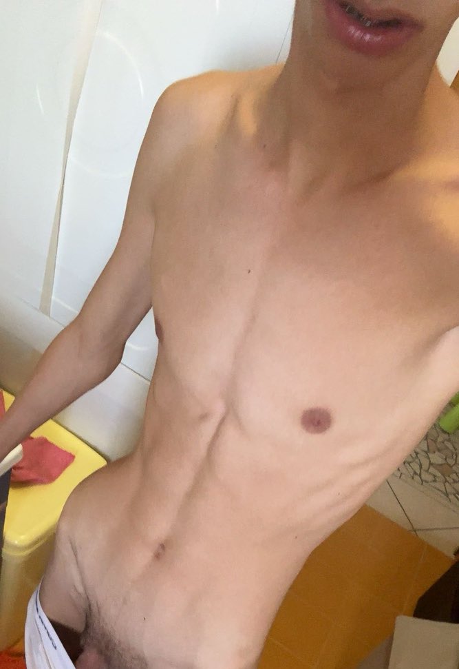 twinkx 🔥 tweet media