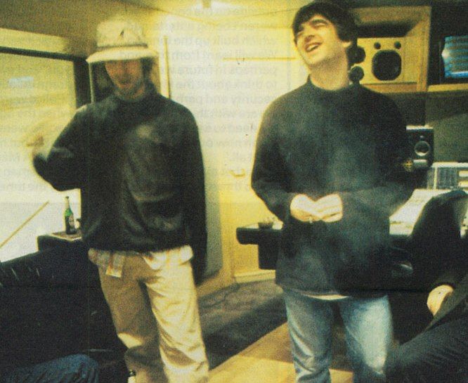 It's Evee tweet media