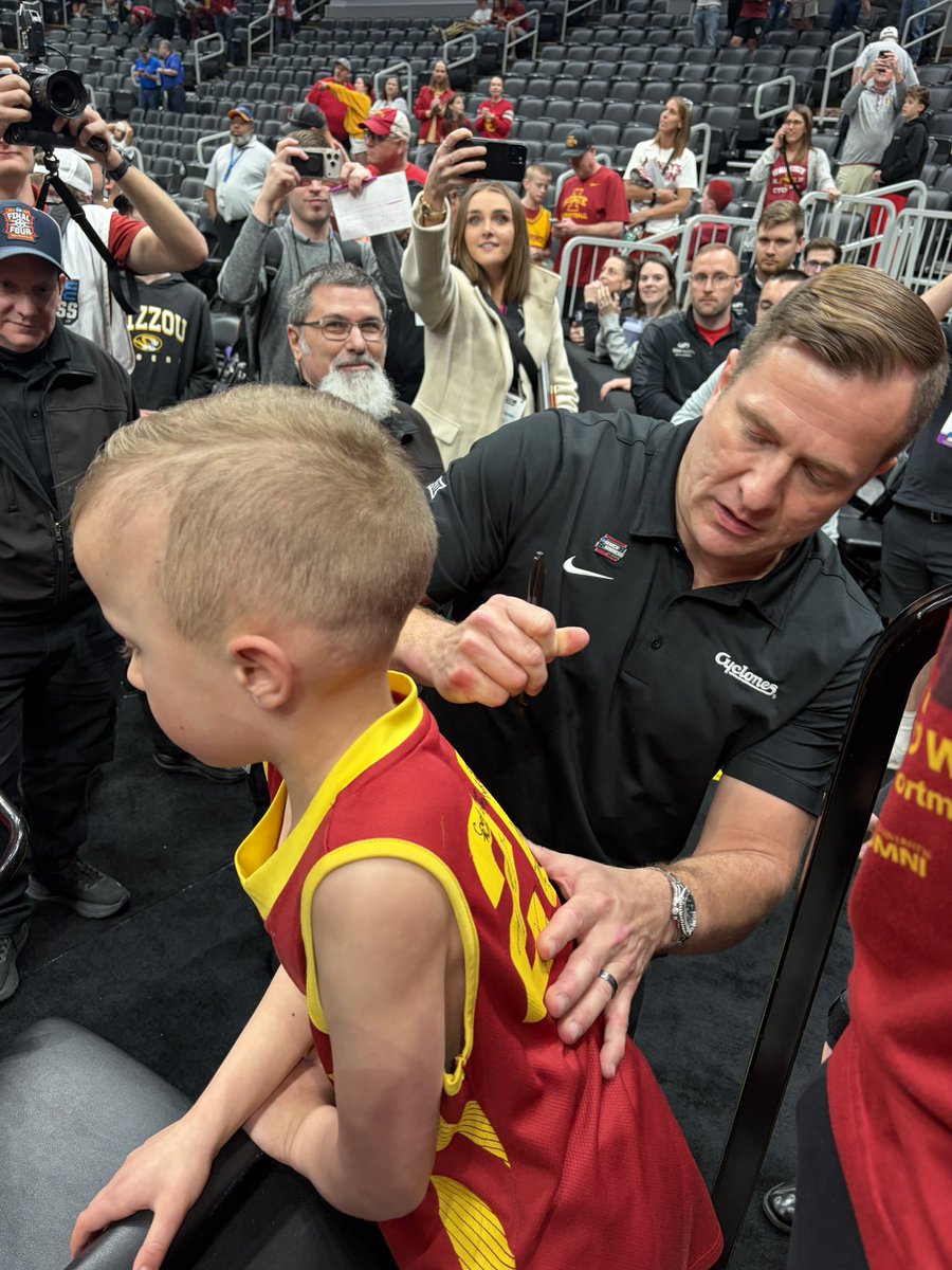 Tarren T. tweet media