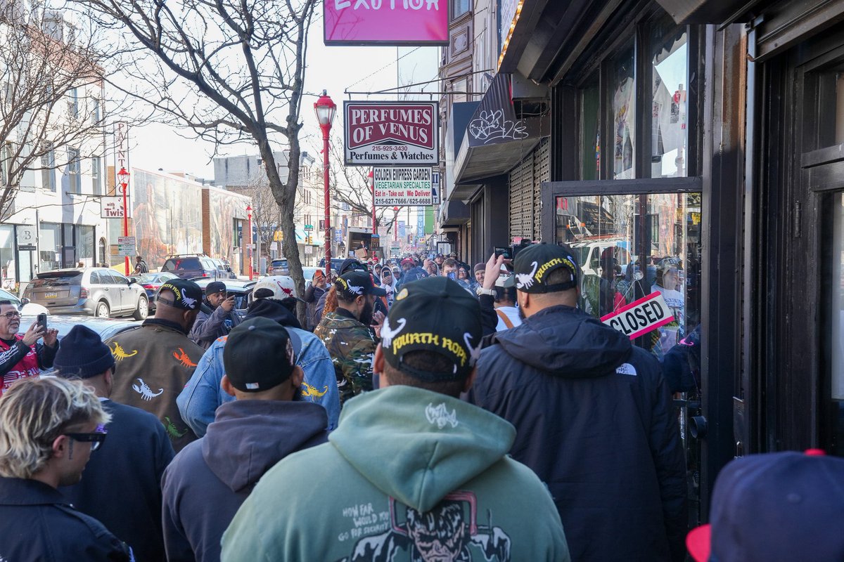 WESTSIDEGUNN tweet media