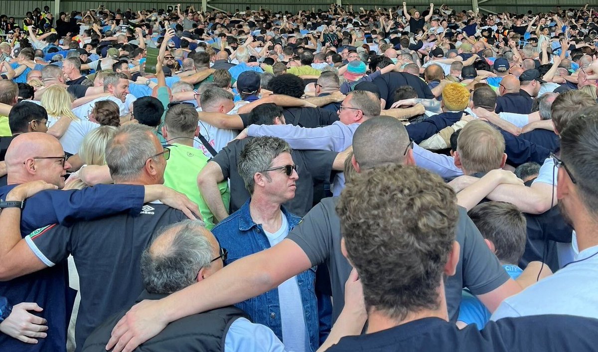 Λερακαι 🦦 tweet media