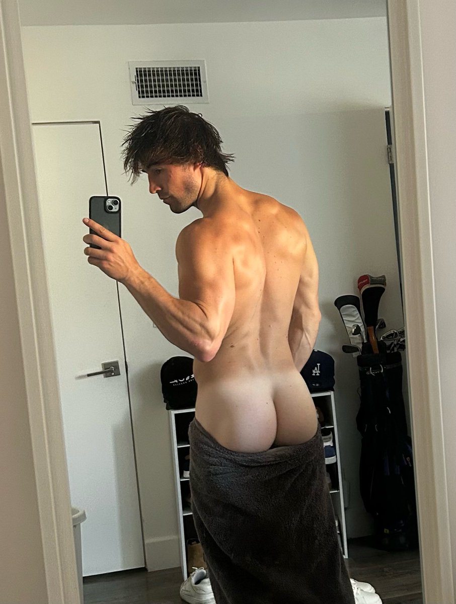 Axel Stone tweet media