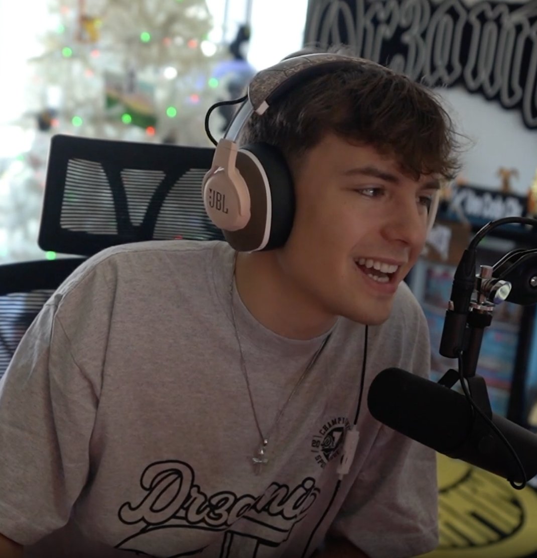 Clix Updates tweet media