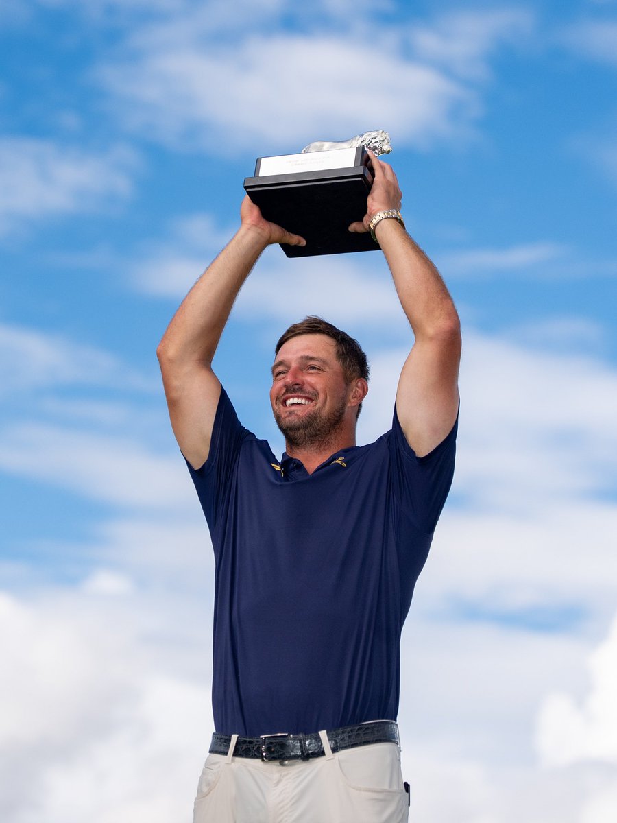 Bryson DeChambeau tweet media