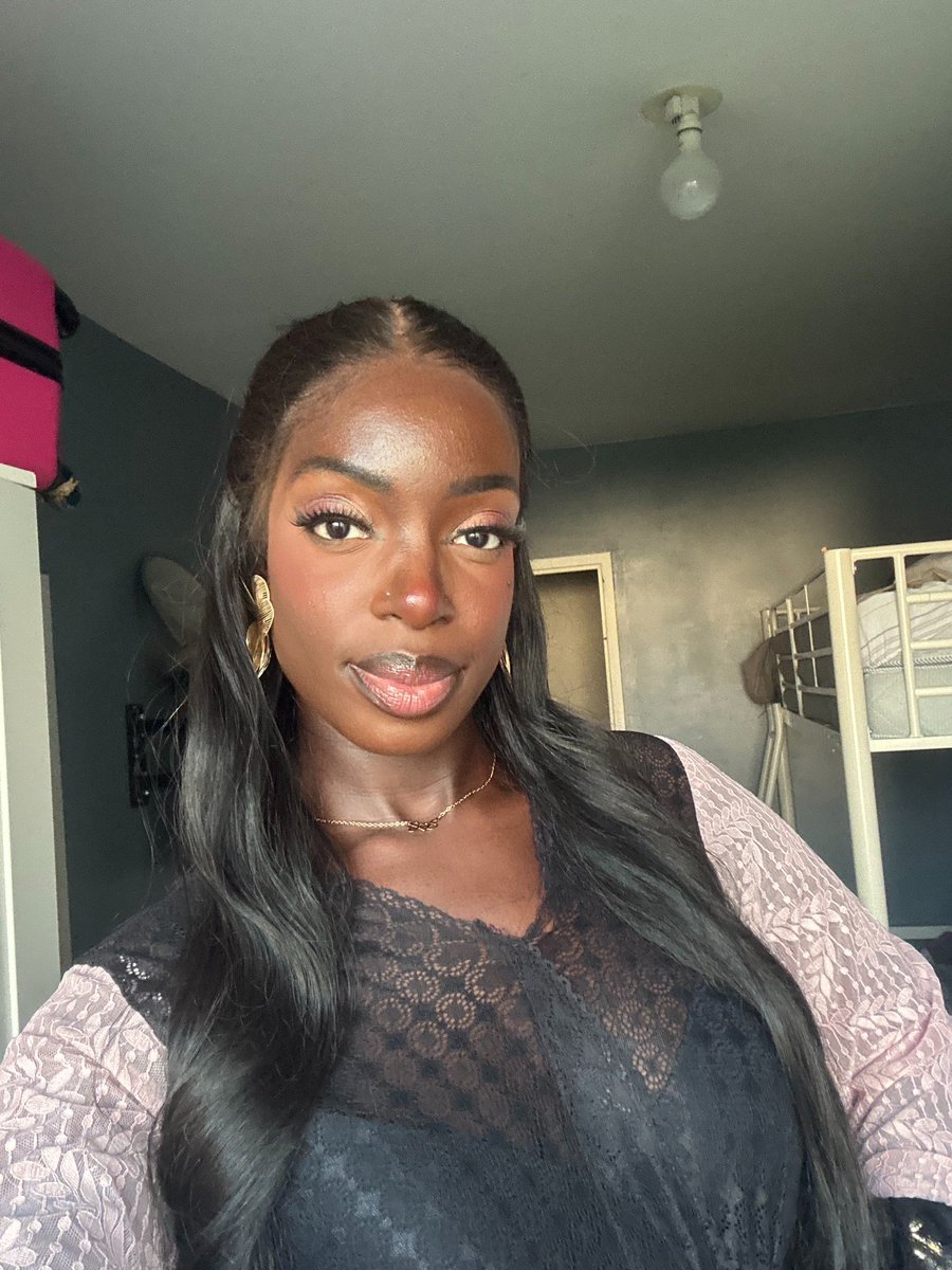 RER A HATE ACCOUNT tweet media