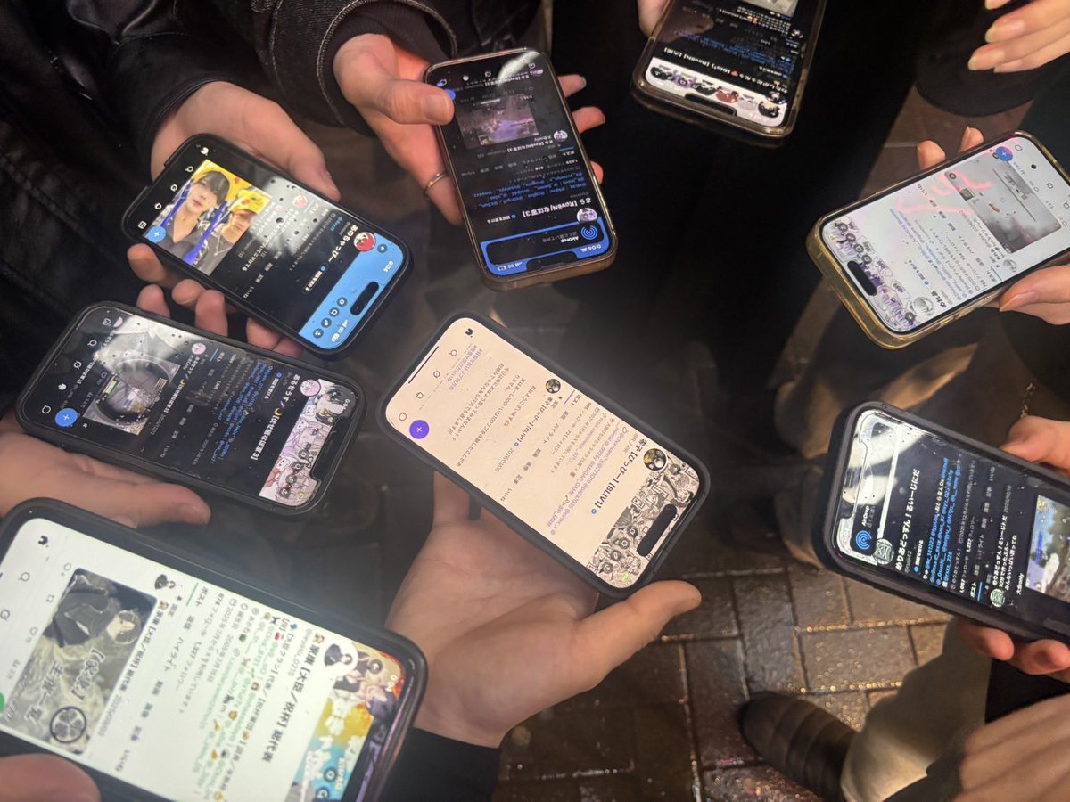 めれあ tweet media