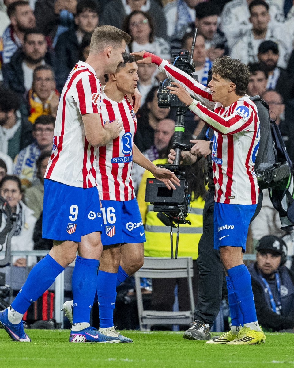 LaLigaEN's tweet image. Molina unleashes a rocket. 🚀