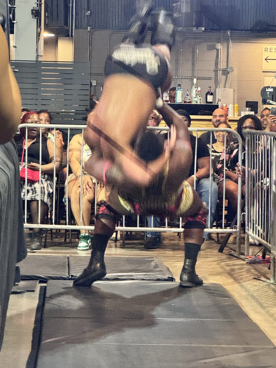 2DopeMarks tweet media