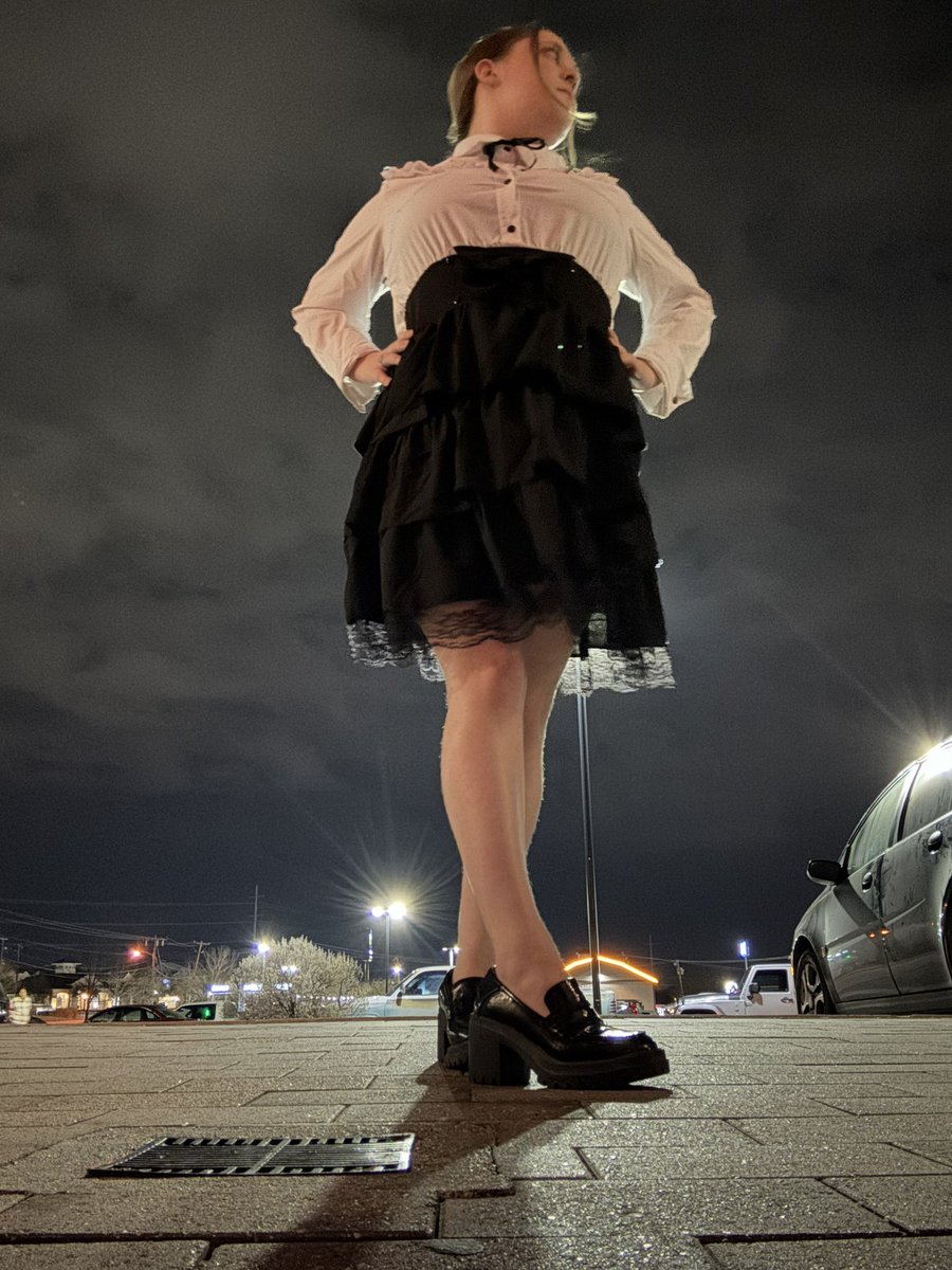 Littlewhore5151's tweet photo. Need someone to help me make this slut lose weight! DM me and I’ll give you everything you need https://t.co/AY48tj8lSr