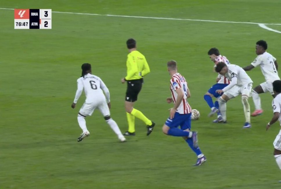 عُدي فقط tweet media