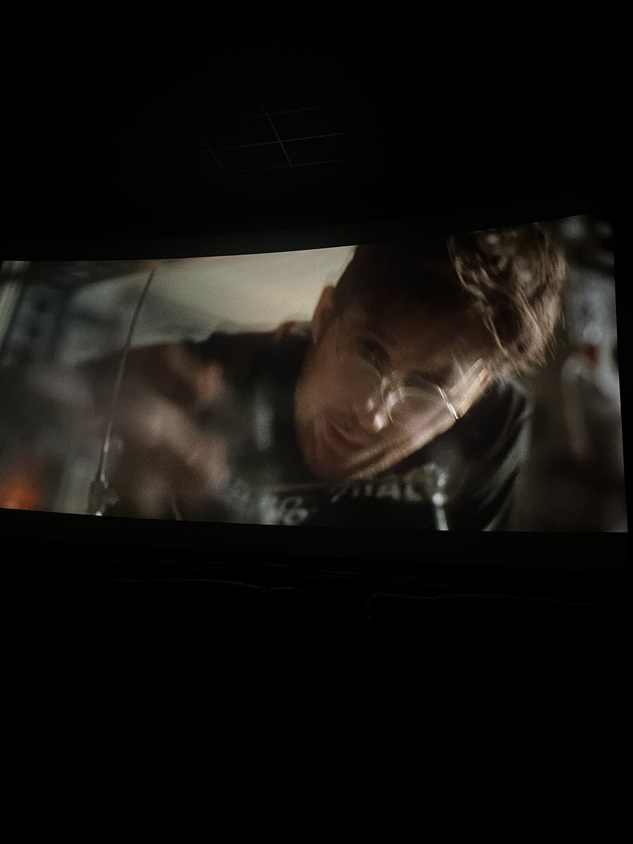 .lanie ☆ tweet media