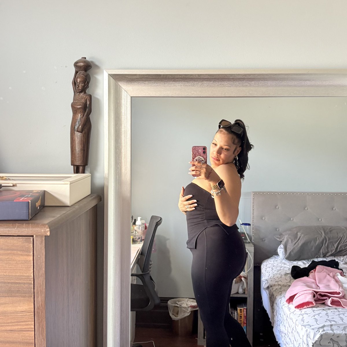 ǝıuɐp 💕 tweet media