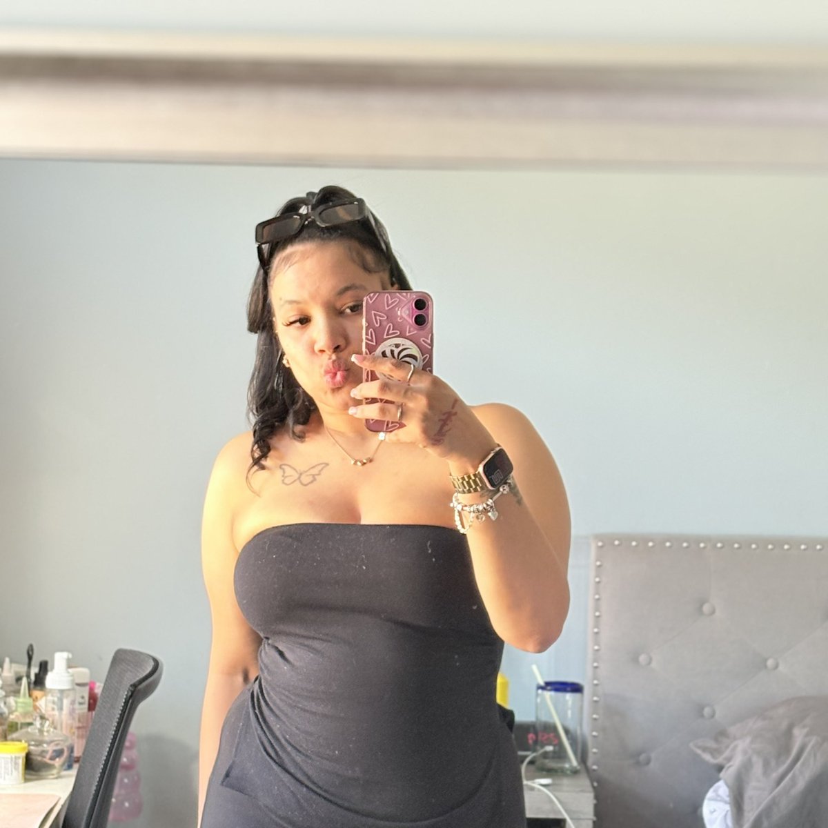 ǝıuɐp 💕 tweet media