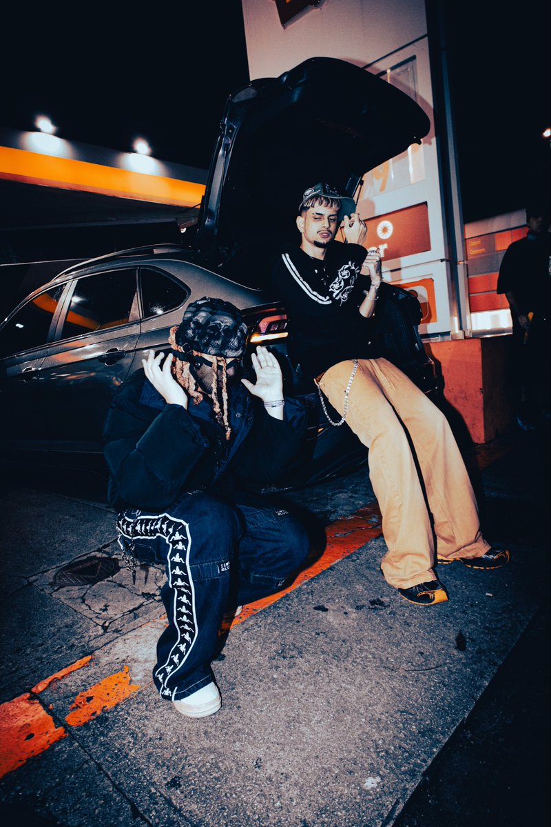 dessiiik tweet media