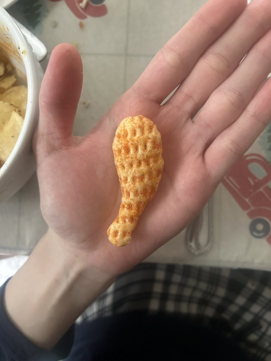 Kostavin🪅 (failing bulimia recovery) tweet media