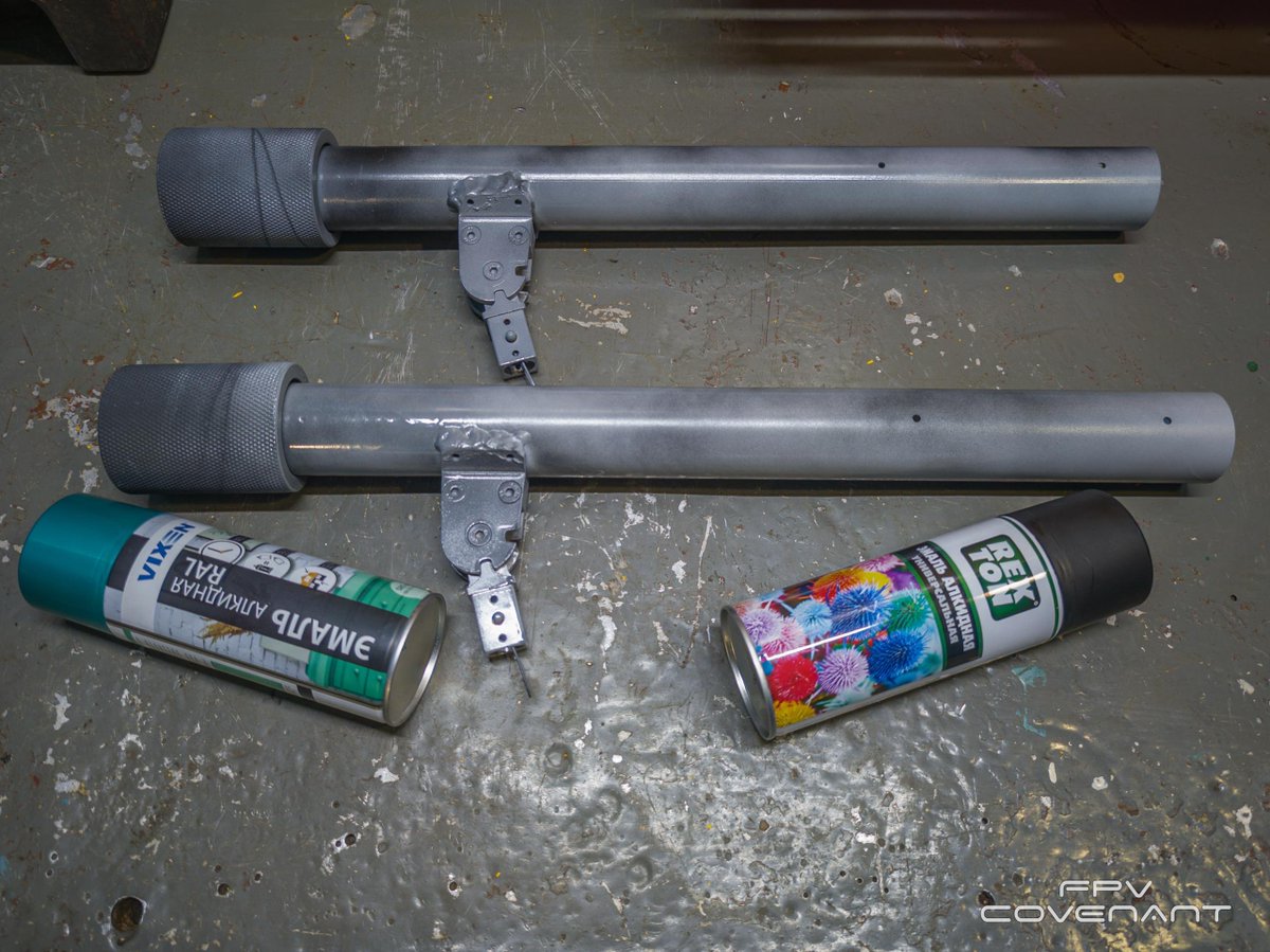 GrandpaRoy2's tweet photo. As well as salvaging and repairing downed Ukrainian “Vampire” heavy bomber drones, the Russians also prize “Heavy Shot” drones.
The motor arms are often bent or broken after a crash, so repairs require connecting the mounting bracket to a new section of 50 mm aluminum pipe.
1/ https://t.co/9m9lNeQMQ4