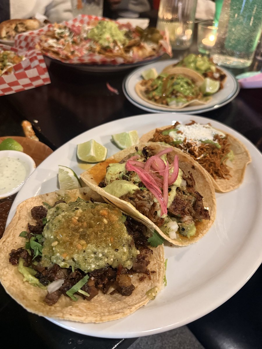 ThisGirlBetz tweet media