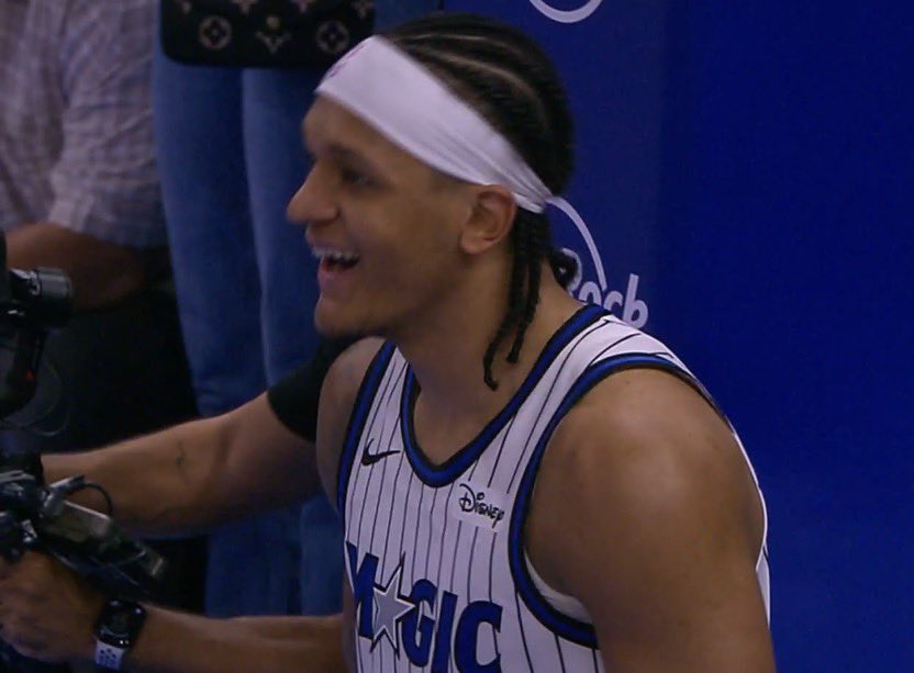 orlando fans tweet media