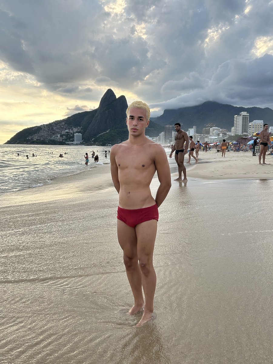 ângvlo ☀️ tweet media