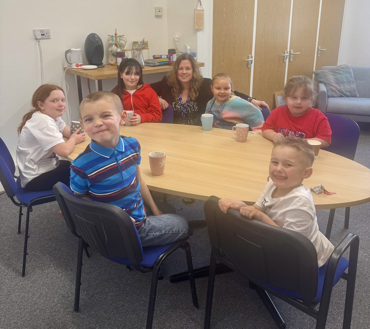 Mrs L. Prichard tweet media