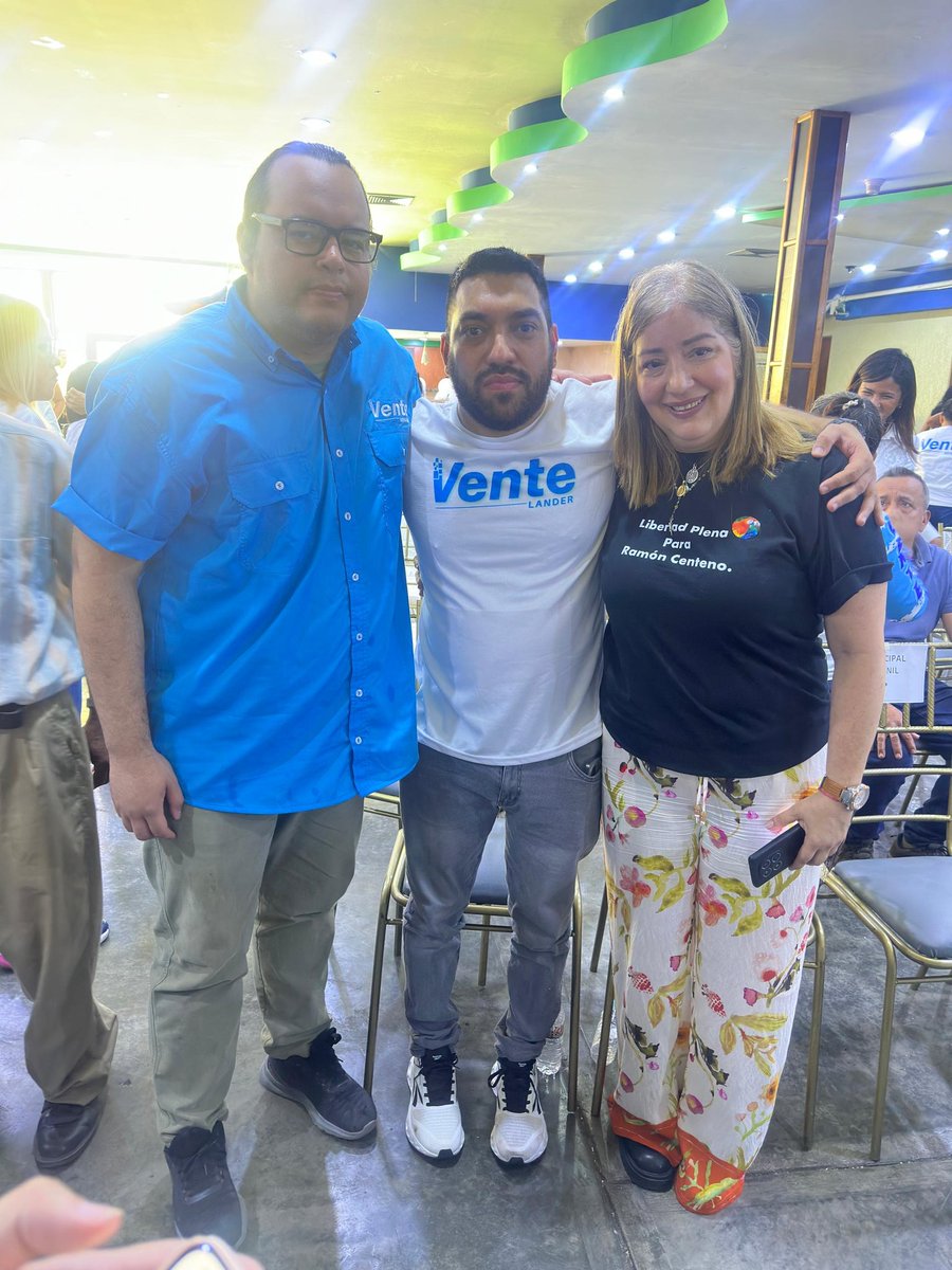 Boligrafo5G's tweet image. @MariaCorinaYA mis primeros pasos hacia la libertad y la justicia desde el estado #Miranda en Ocumare del Tuy con el equipo maravilloso de @VenteVenezuela