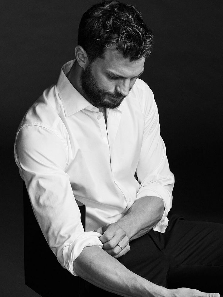 Christian Grey 《ᴾᵃʳᵒᵈʸ》 tweet media