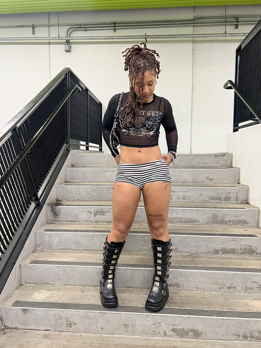 kimmi💔 tweet media