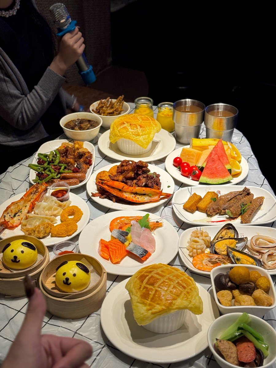 camilitha tweet media