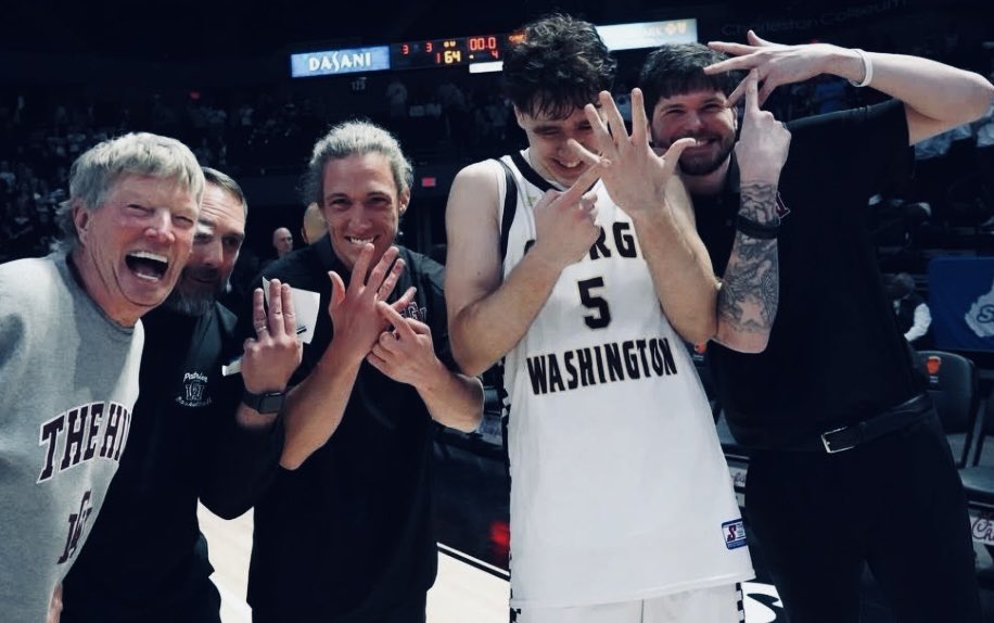 Josh Carpenter tweet media