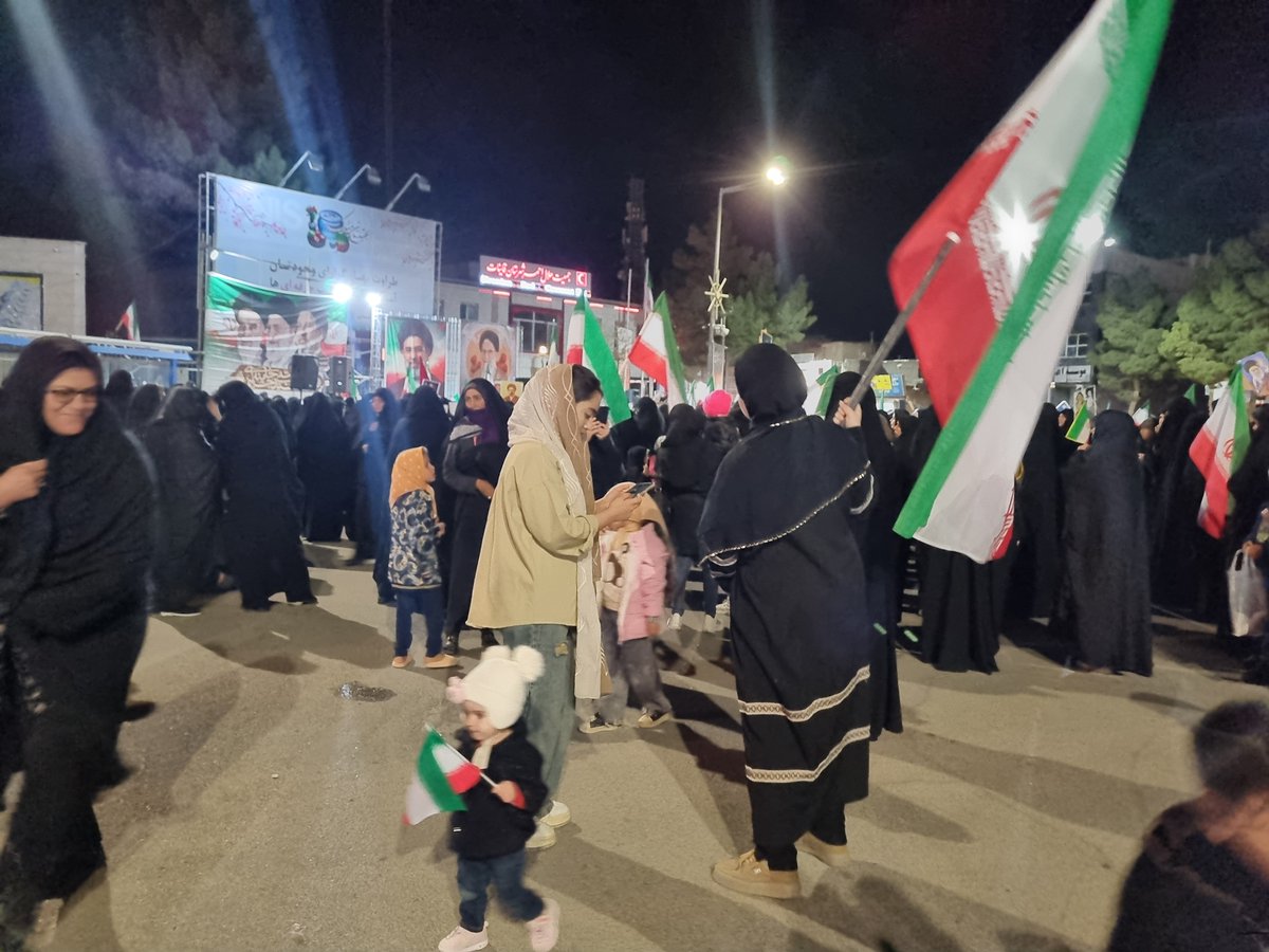 دختر زعفران tweet media