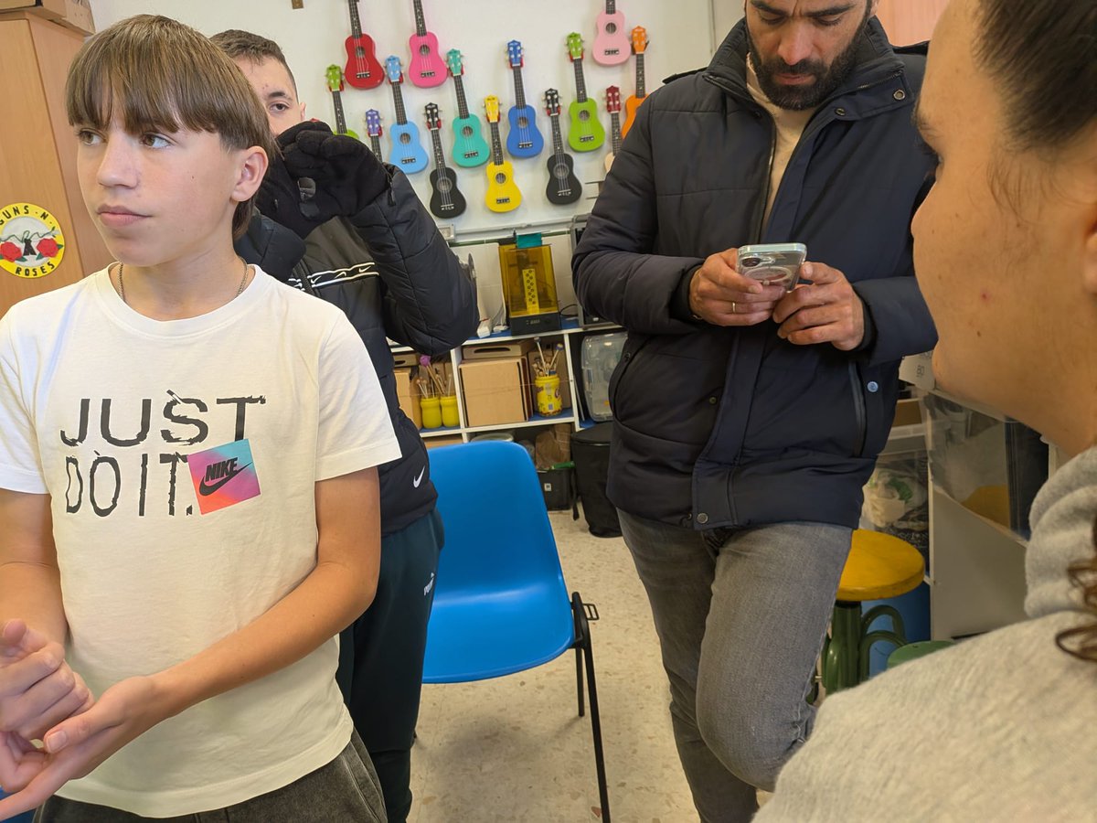 Prawn Racing tweet media