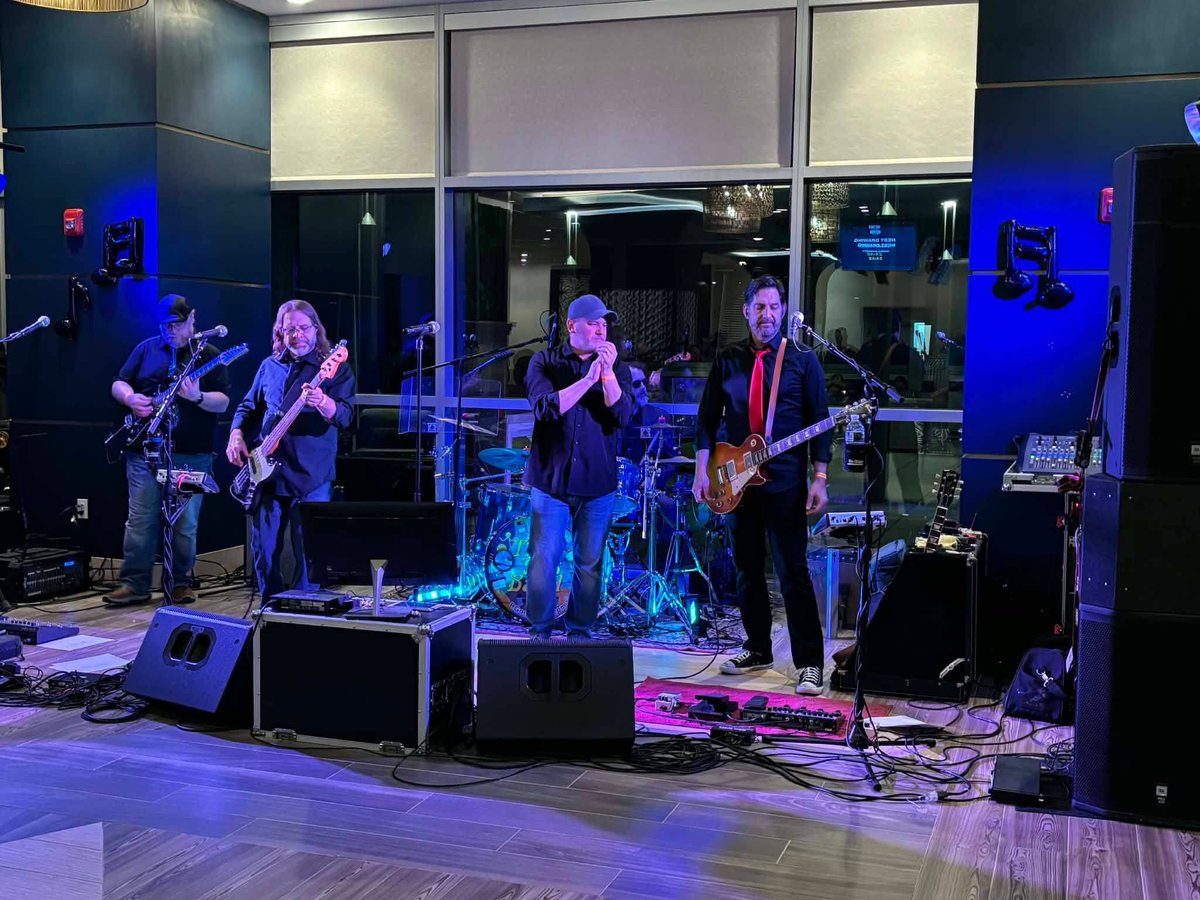 That90sBand's tweet photo. Great time with everyone at Altitude Bar &amp; Lounge on Friday and Whiskey Business Southport on Saturday!

We appreciate you spending your weekend with us!🤘

Get ready! That '90s Band returns to Ale Emporium in Castleton on 4/3/2026, at 8:30 PM.

#that90sbandindy #that90sbandmusic https://t.co/SYvCc1aus2
