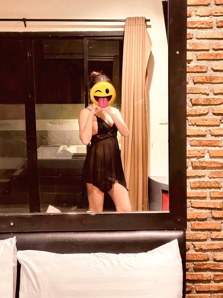 Annchanom tweet media