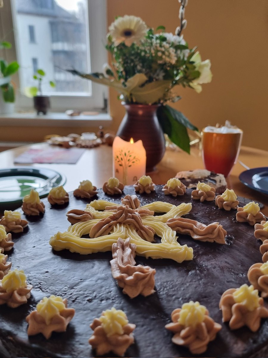 Claudia ☀️ tweet media