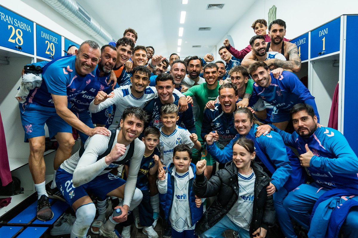 👣 a 👣 y sin perder la vista en el objetivo.

#TenerifeOsasunaPromesas #LaBregaNosUne