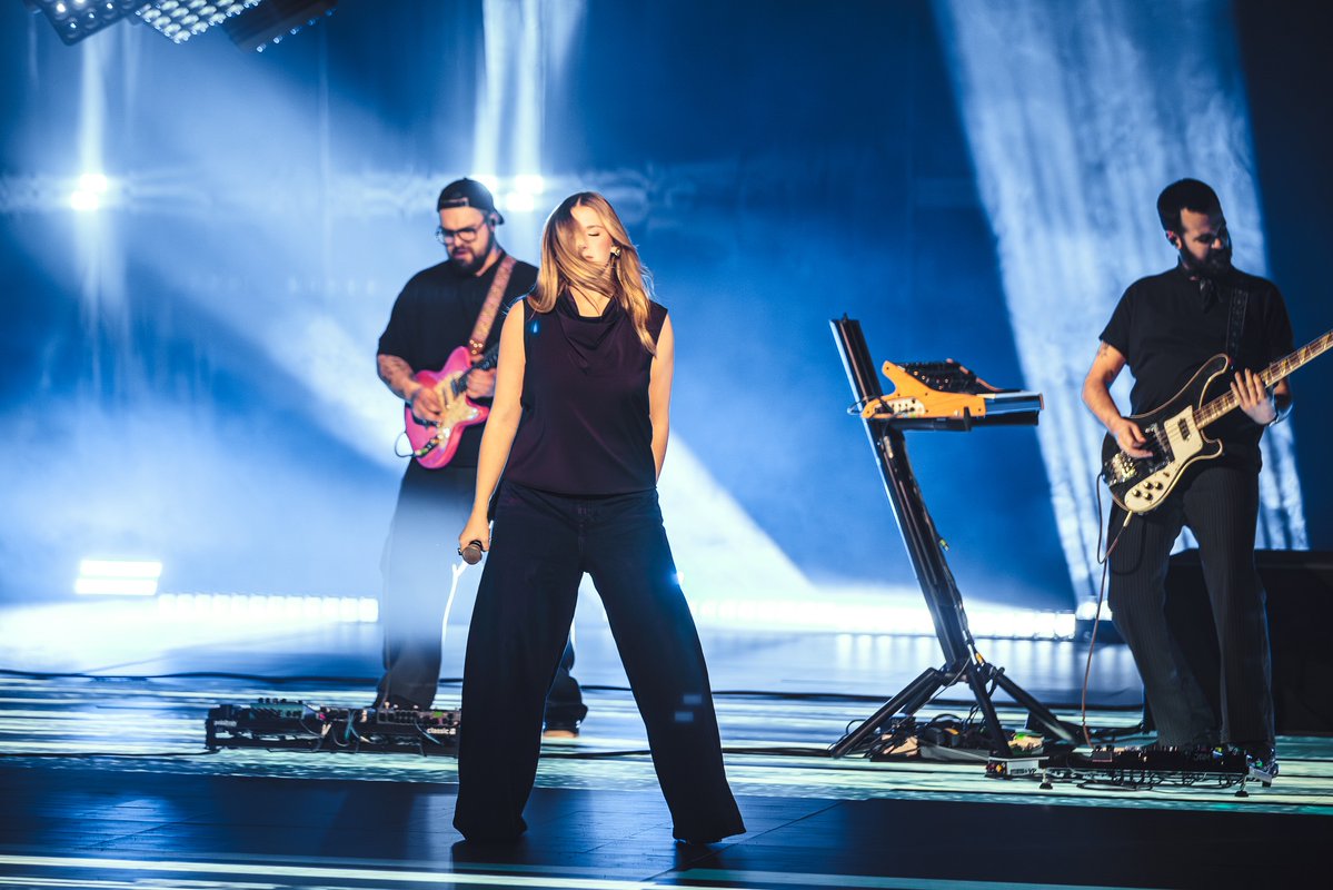 Valou712 🩷🩵 tweet media