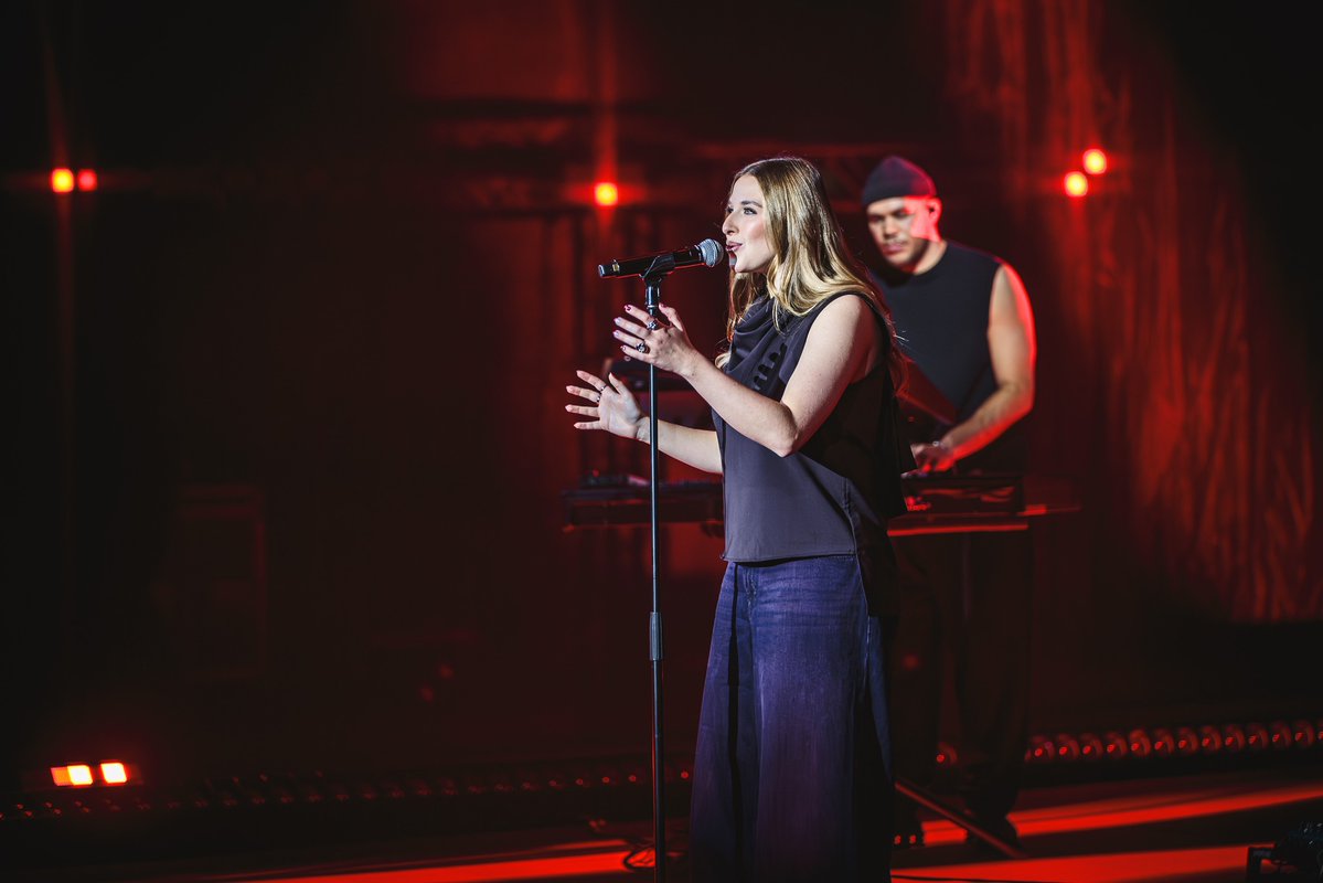 Valou712 🩷🩵 tweet media