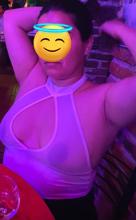 PerversionesX's tweet photo. Pareja de Queretaro que gusta del exhibir, si les gustan mandaremos mas con otros atuendos sexys https://t.co/xDKxFtd159