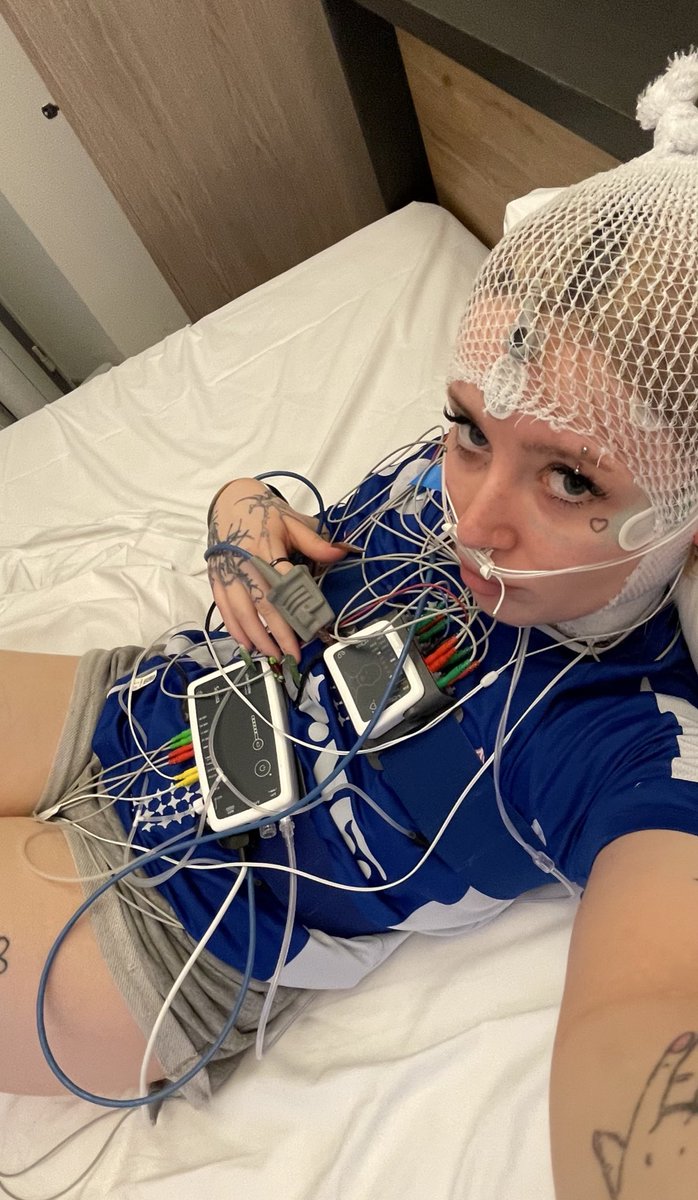 kl3a444_☆* ✦ᶻ 𝘇 𐰁 🇵🇸 tweet media