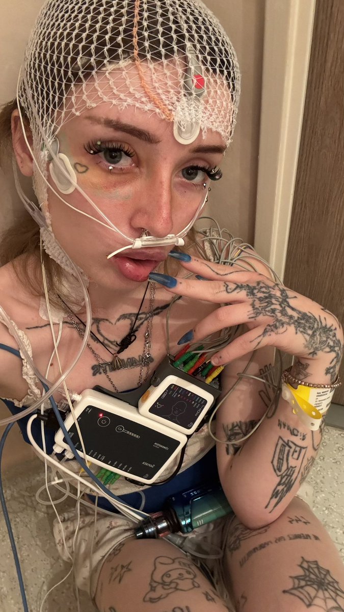 kl3a444_☆* ✦ᶻ 𝘇 𐰁 🇵🇸 tweet media